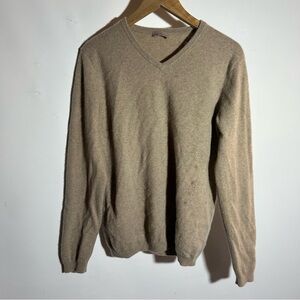Montagut Cashmere V-Neck Sweater for Men